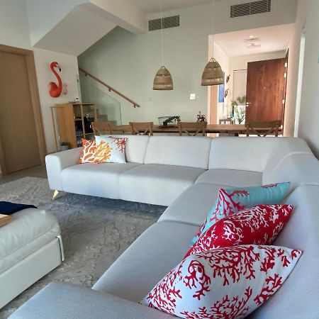 The White Villa Fujairah Buitenkant foto