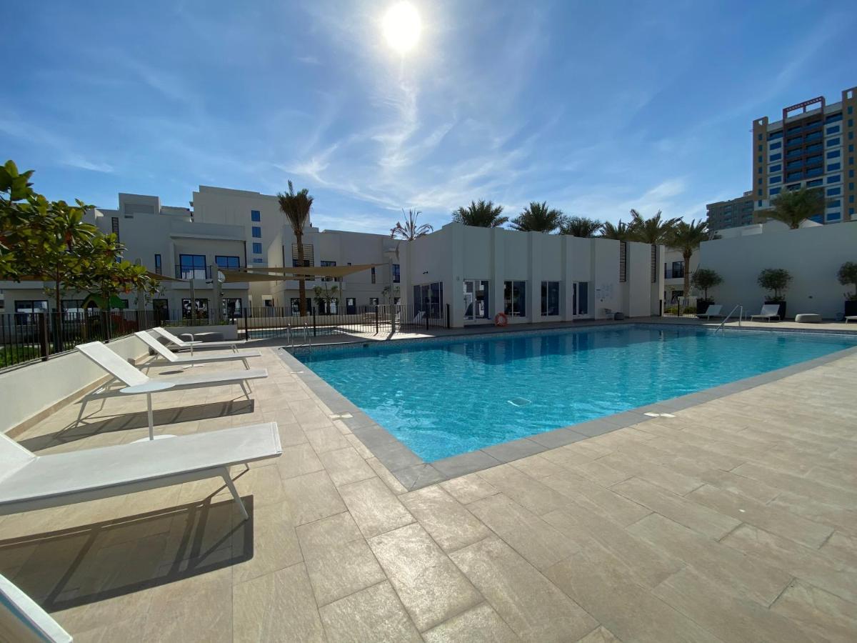 The White Villa Fujairah Buitenkant foto